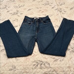 Abercrombie & Fitch 90’S Straight Ultra High Rise